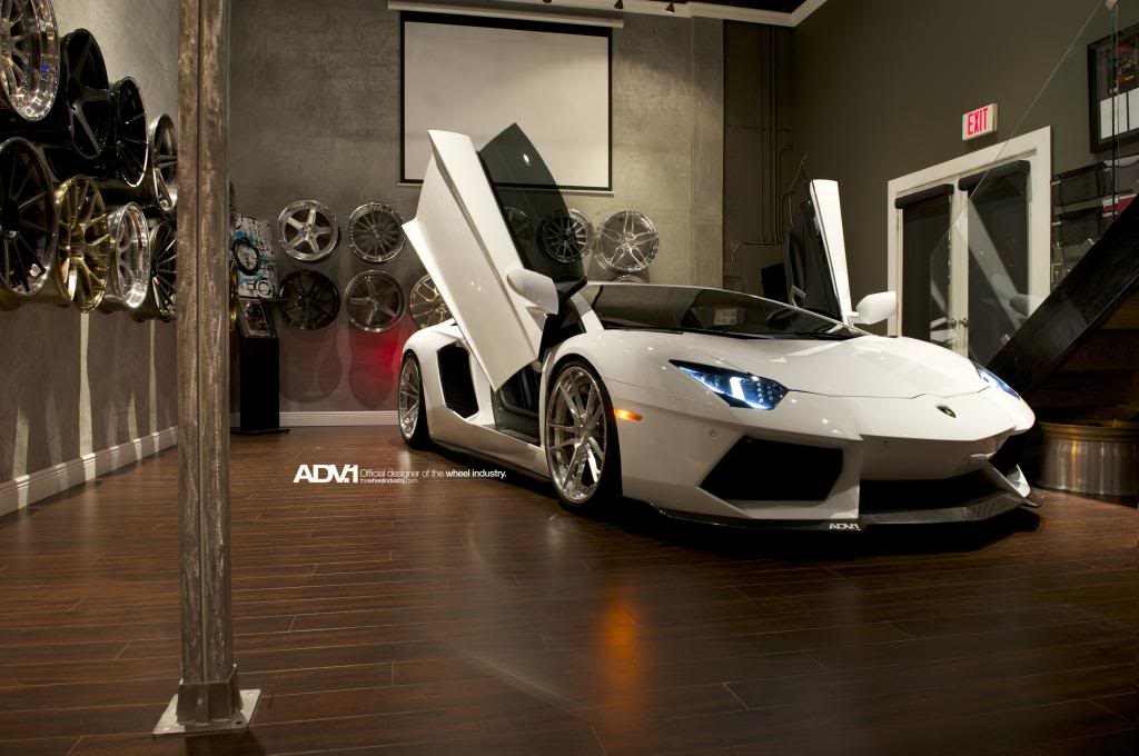 photo 8 Lamborghini Aventador custom wheels ADV5.2 CS SERIES 21x9.5, ET , tire size X R21. 22x12.5 ET