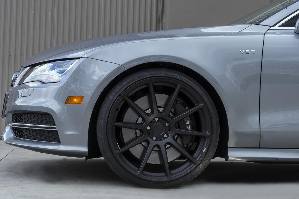 photo 4 Audi S7 custom wheels Niche Essen M147 21x10.5, ET , tire size 295/25 R21. x ET 