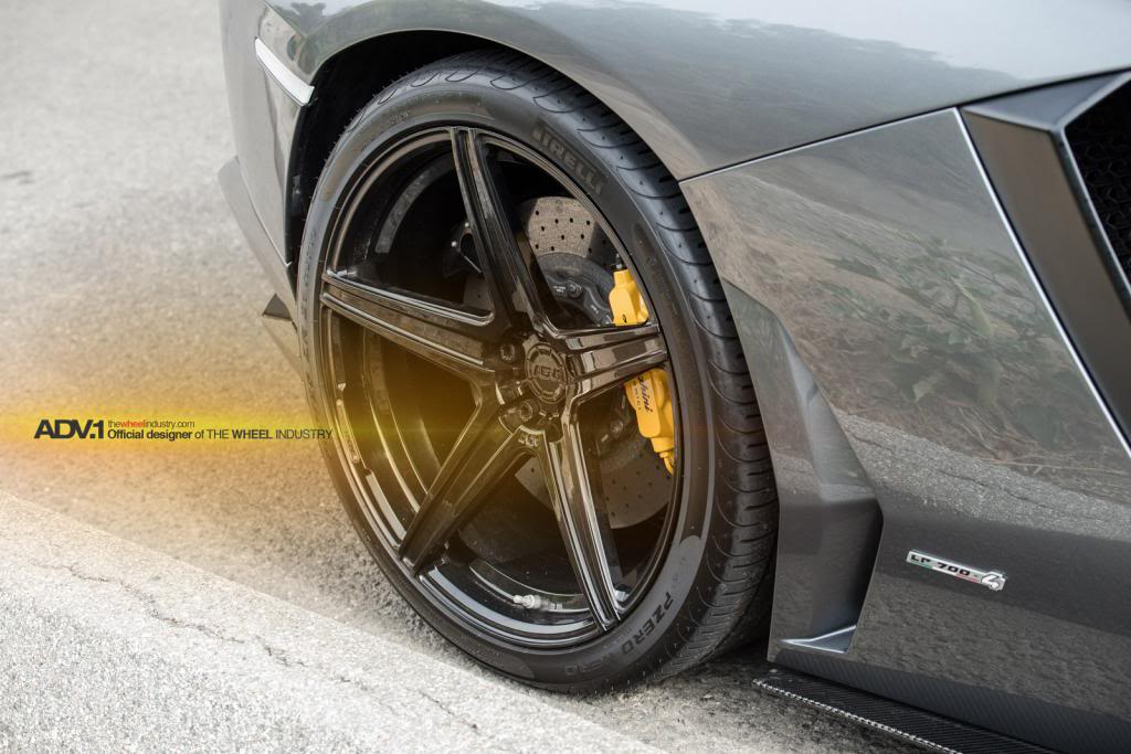 photo 5 Lamborghini Aventador custom wheels ADV5.1 SL Series Monoblock  20x9.0, ET , tire size X R20. 21x12.5 ET 