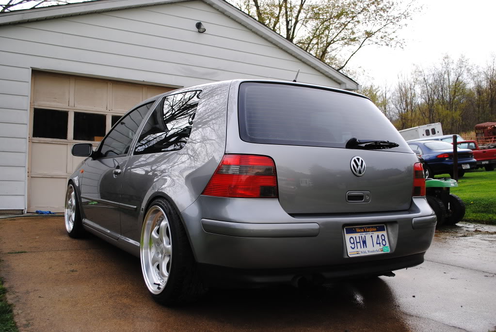 photo 2 Volkswagen Golf custom wheels   18x8.5, ET +24, tire size 215/40 R18. 18x9.5 ET+30 225/40 R18