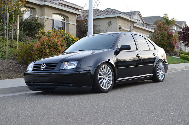 photo 1 Volkswagen Jetta custom wheels OEM Arietta 17x7.5, ET +26, tire size 215/45 R17. 17x7.5 ET+18