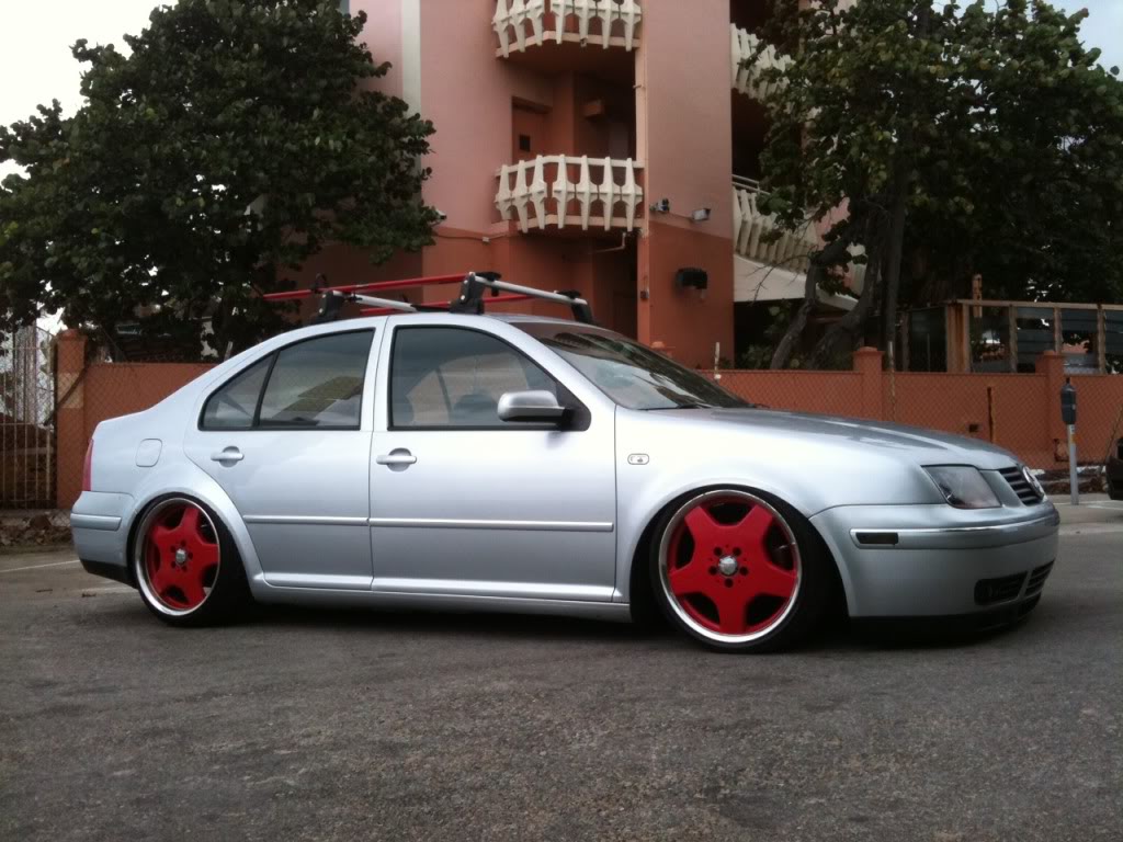 photo 1 Volkswagen Jetta custom wheels   18x8.5, ET +14, tire size 215/35 R18. 18x9.5 ET+26 215/40 R18