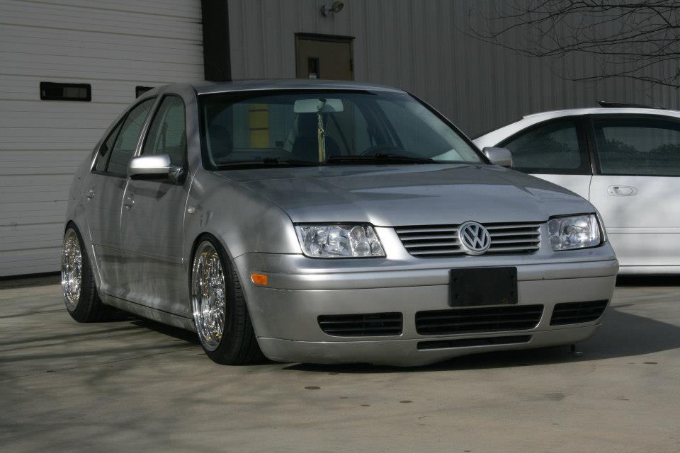photo 1 Volkswagen Jetta custom wheels 17x8.5, ET +18, tire size 205/45 R17. x ET
