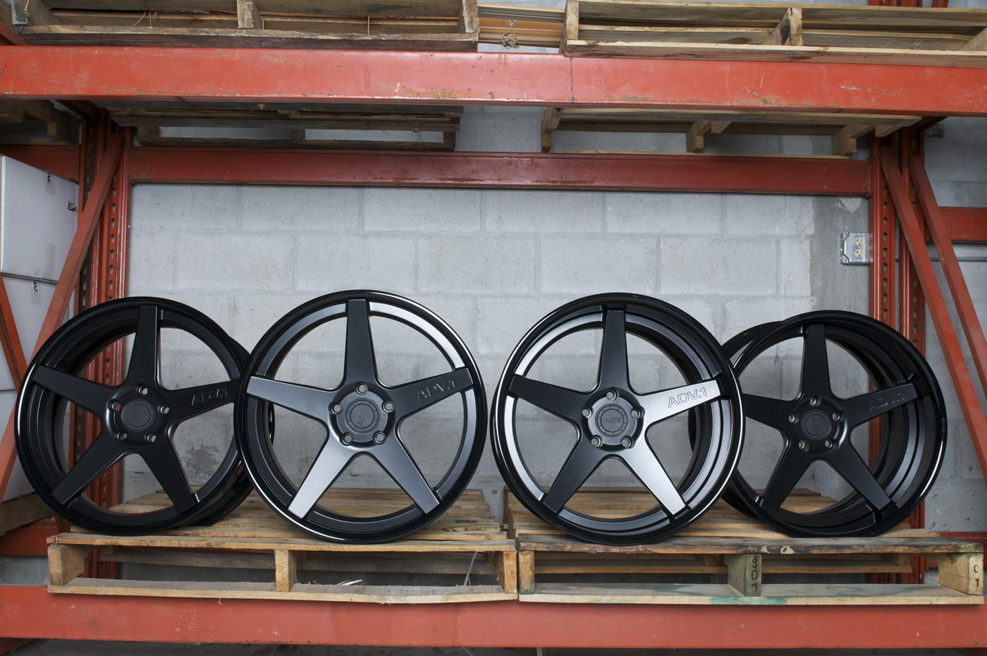 photo 3 Lamborghini Murcielago custom wheels ADV5 20x8.5, ET , tire size X R20. 20x13.0 ET