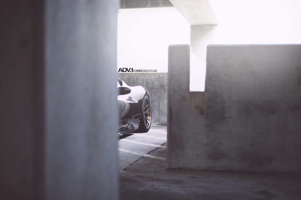 photo 10 Ferrari 458 Italia custom wheels ADV.1 7 Track Spec SL 20x9.0, ET , tire size X R20. 21x12.5 ET 