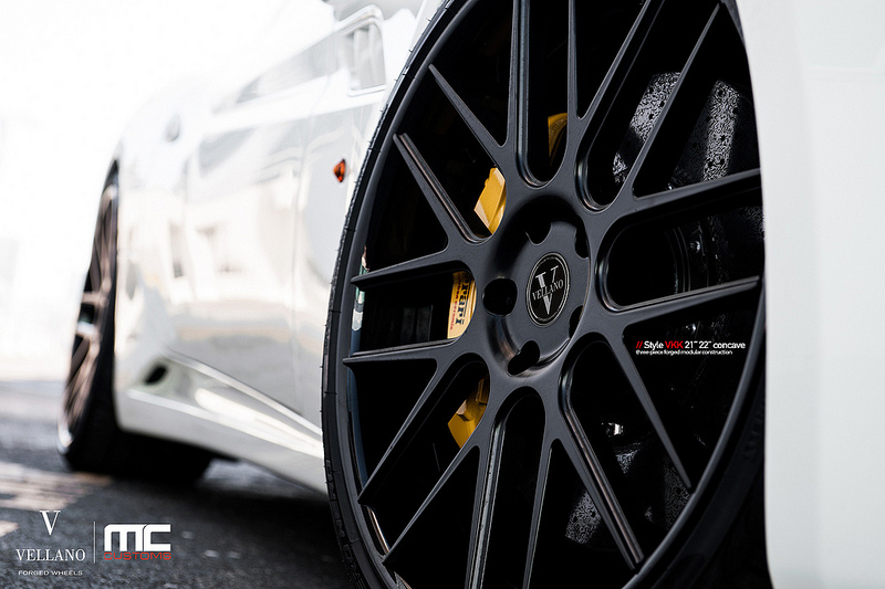photo 1 Ferrari California custom wheels Vellano VKK 21x9.0, ET , tire size X R21. 22x11.5 ET 