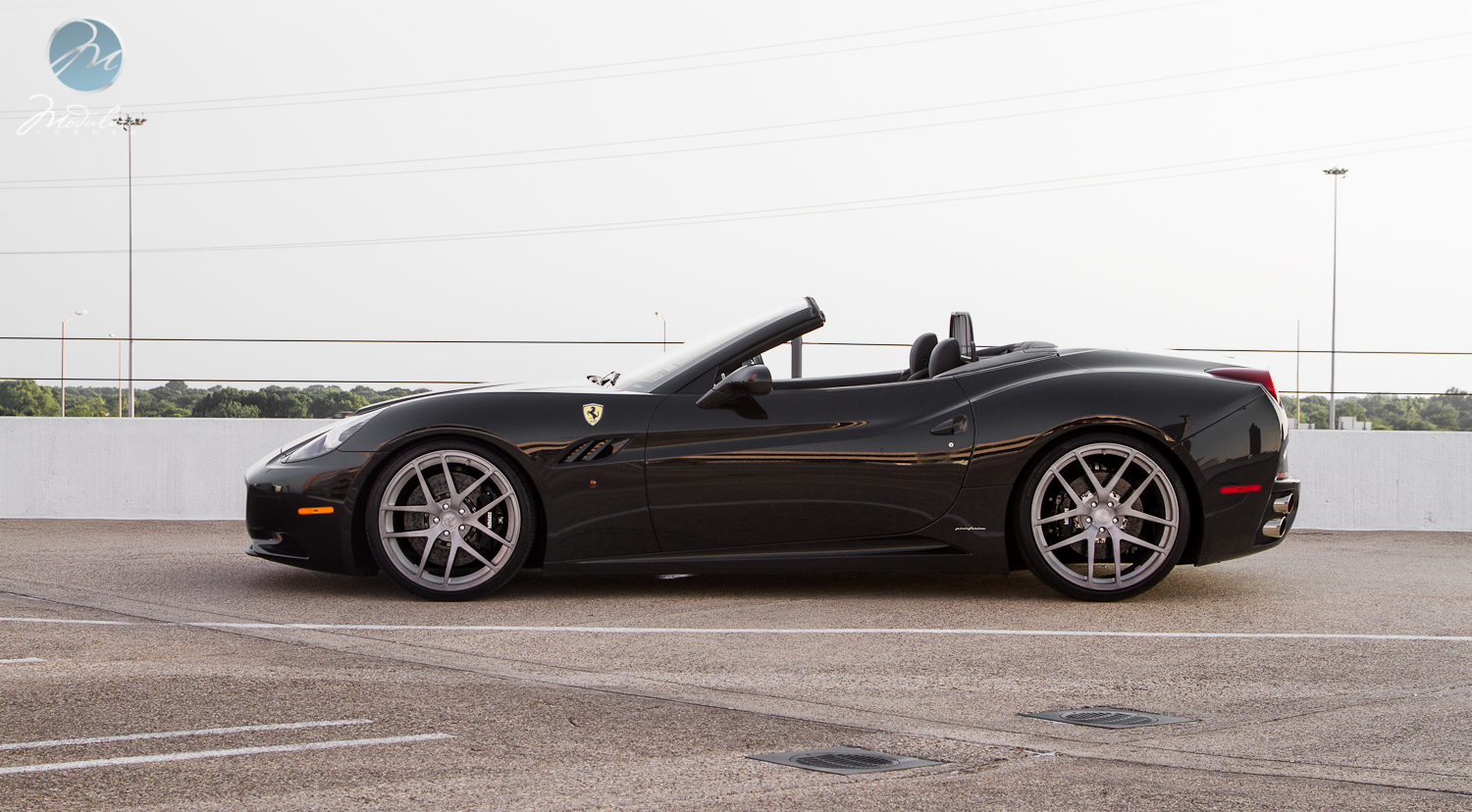 photo 7 Ferrari California custom wheels Modulare B18 21x9.0, ET , tire size 255/30 R21. 22x12.0 ET 315/25 R22