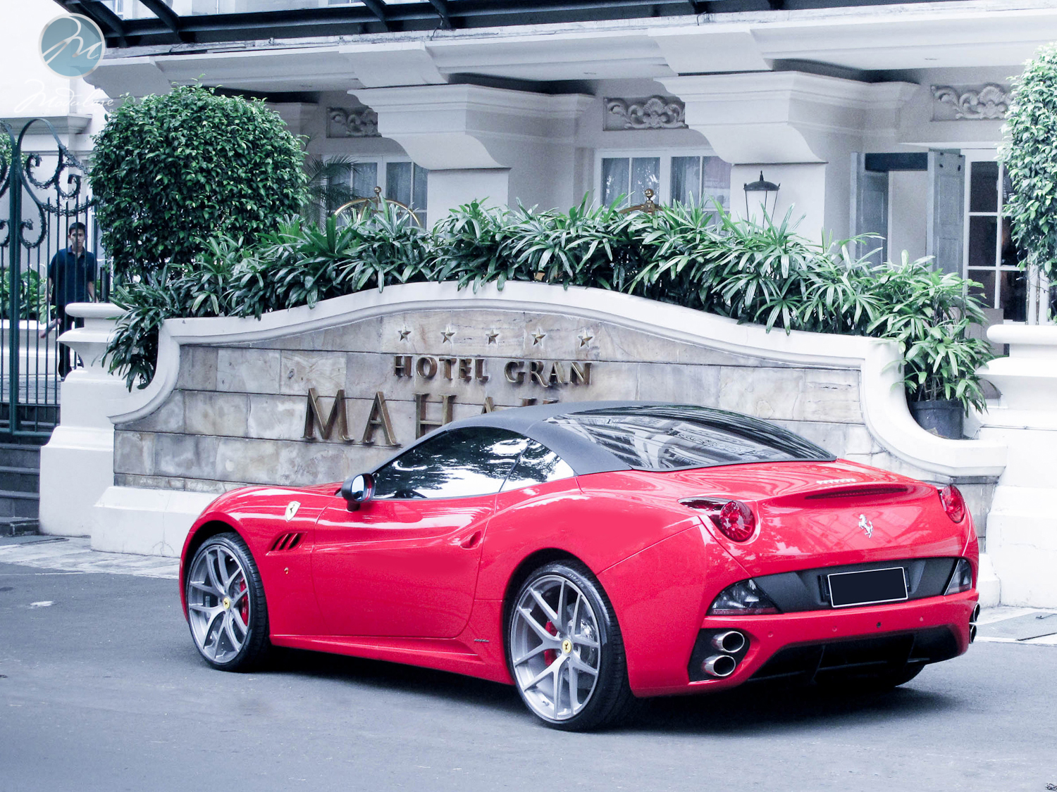 photo 2 Ferrari California custom wheels Modulare B18 21x9.0, ET , tire size X R21. 22x12.0 ET