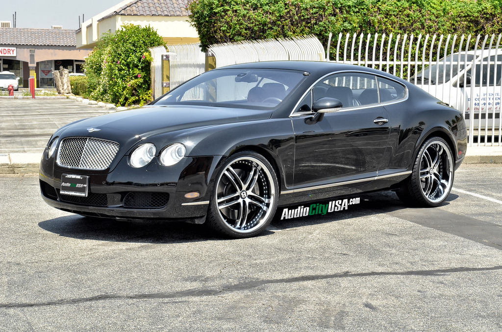 photo 4 Bentley Continental GT custom wheels XIX X 15 22x9.0, ET , tire size 265/30 R22. 22x10.5 ET 295/25 R22