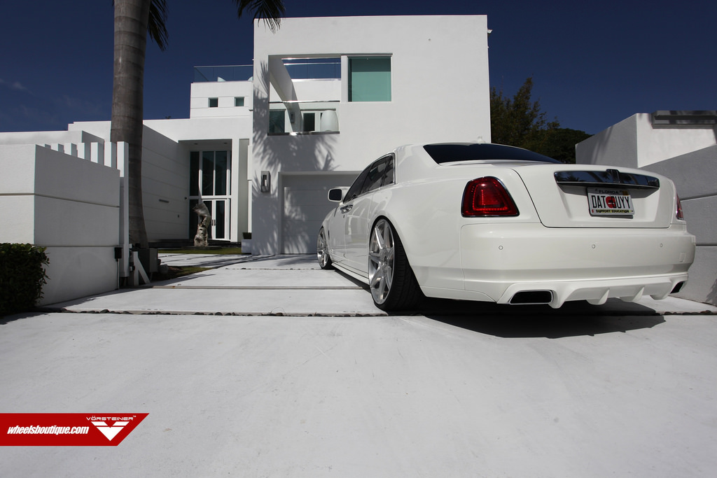photo 16 Rolls-Royce Ghost custom wheels Vorsteiner CW-5 24x10.5, ET , tire size 275/25 R24. x ET 
