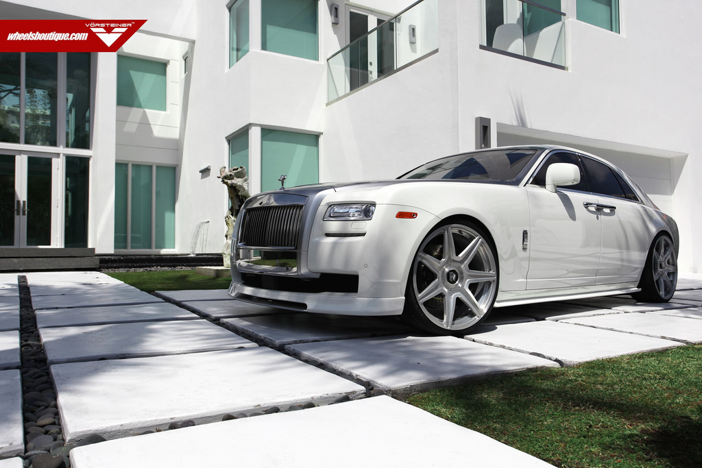 photo 28 Rolls-Royce Ghost custom wheels Vorsteiner CW-5 24x10.5, ET , tire size 275/25 R24. x ET 