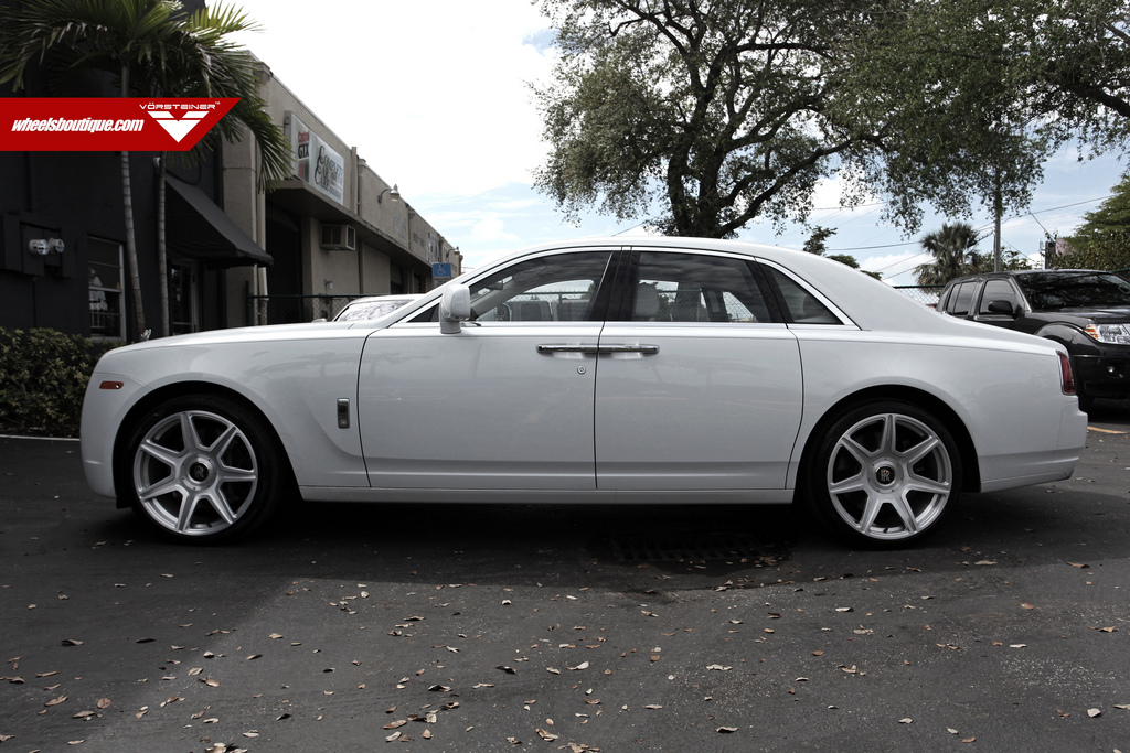 photo 6 Rolls-Royce Ghost custom wheels Vorsteiner 701 22x9.5, ET , tire size 265/35 R22. 22x11.0 ET 295/30 R22