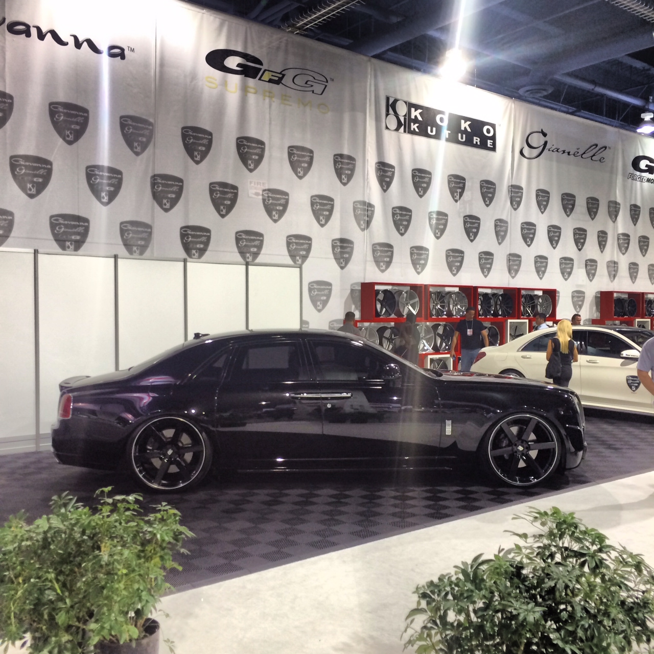 photo 2 Rolls-Royce Ghost custom wheels Giovanna 24x, ET , tire size X R24. x ET