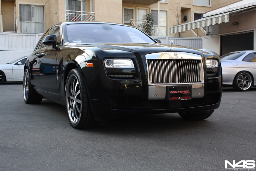 photo 1 Rolls-Royce Ghost custom wheels Vossen VVS083 22x9.0, ET , tire size 265/35 R22. 22x10.5 ET 295/30 R22