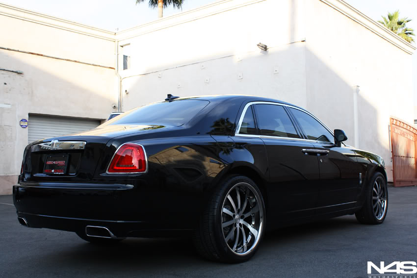 photo 4 Rolls-Royce Ghost custom wheels Vossen VVS083 22x9.0, ET , tire size 265/35 R22. 22x10.5 ET 295/30 R22