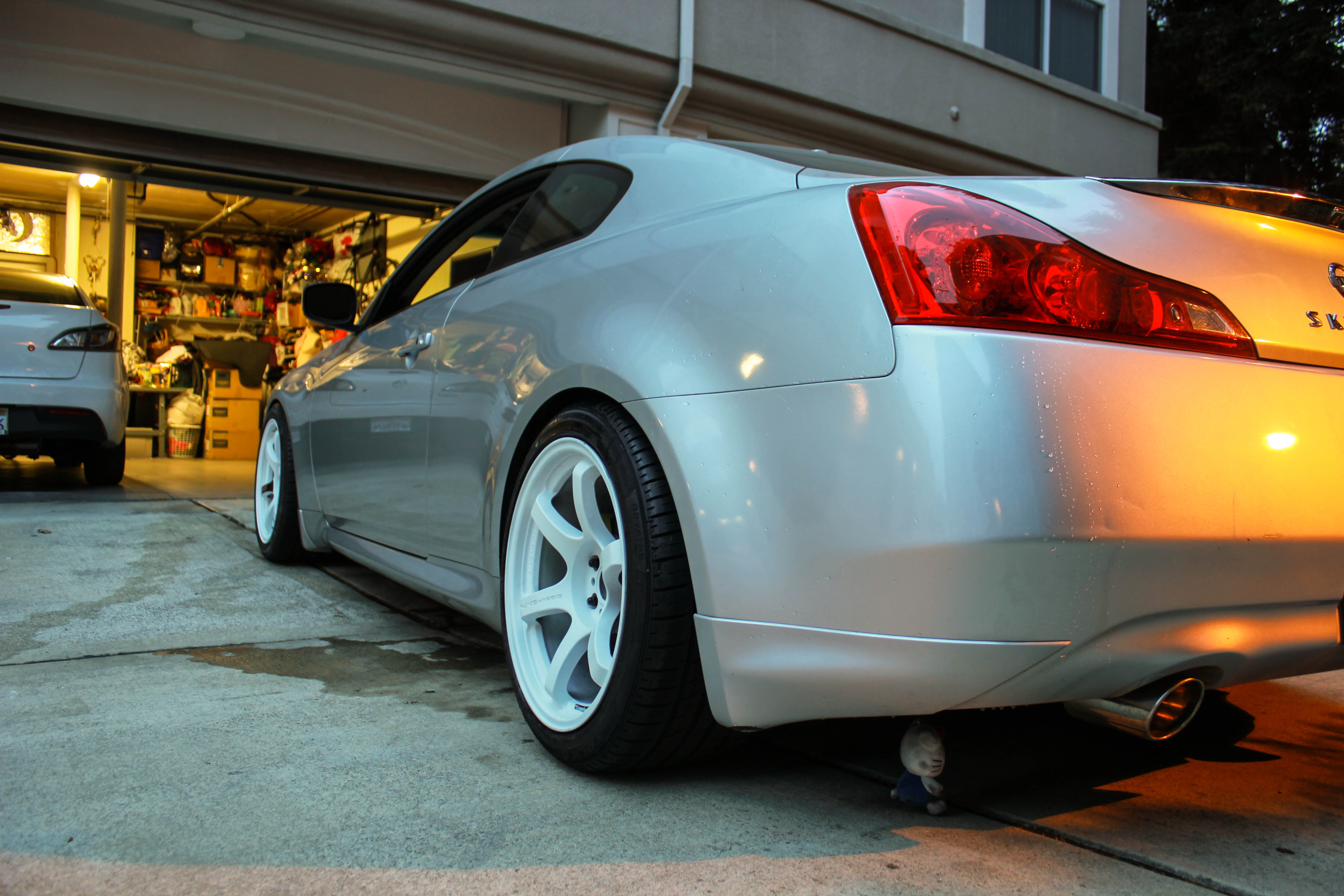 photo 1 Infiniti G37 custom wheels Rays GramLights 57DR 18x9.5, ET +12, tire size 255/40 R18. 18x10.5 ET+22 275/35 R18