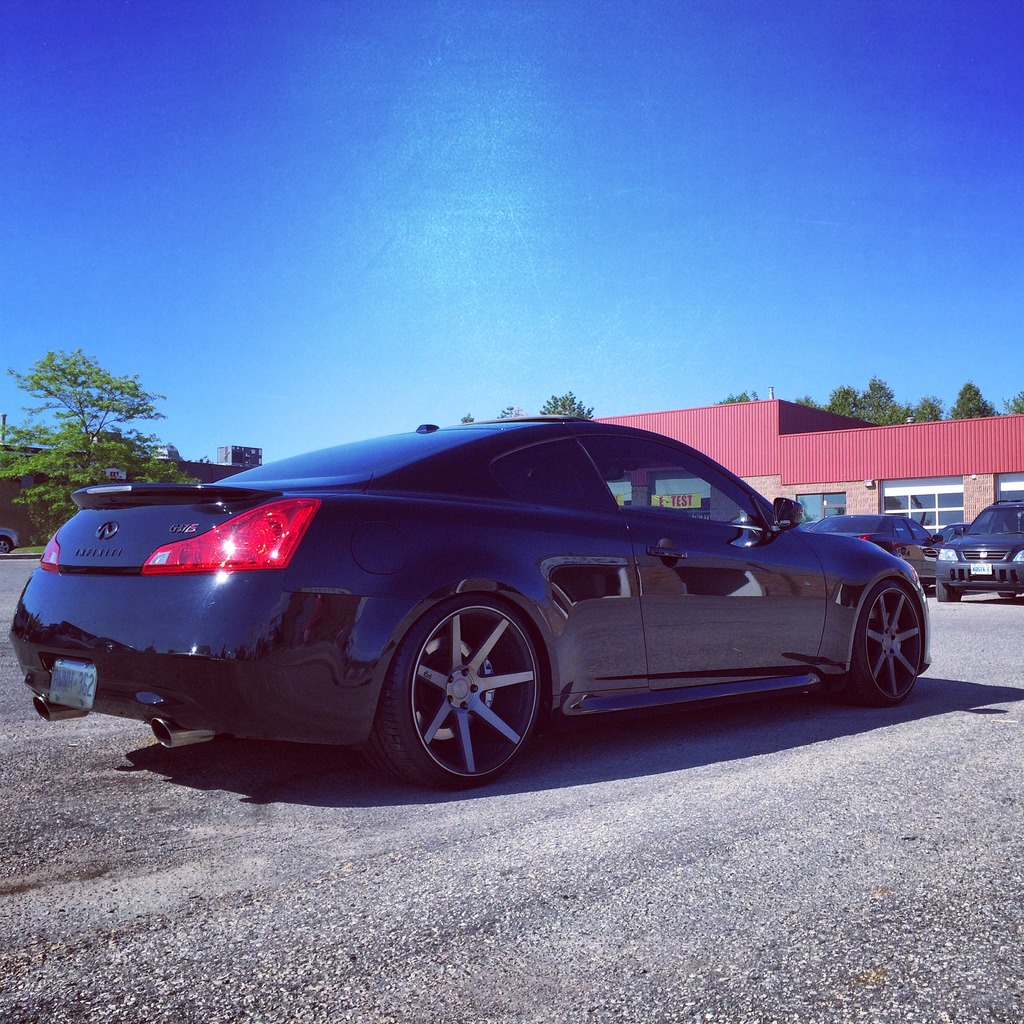 photo 3 Infiniti G37 custom wheels Niche 20x9.0, ET , tire size 235/35 R20. 20x10.5 ET 265/30 R20