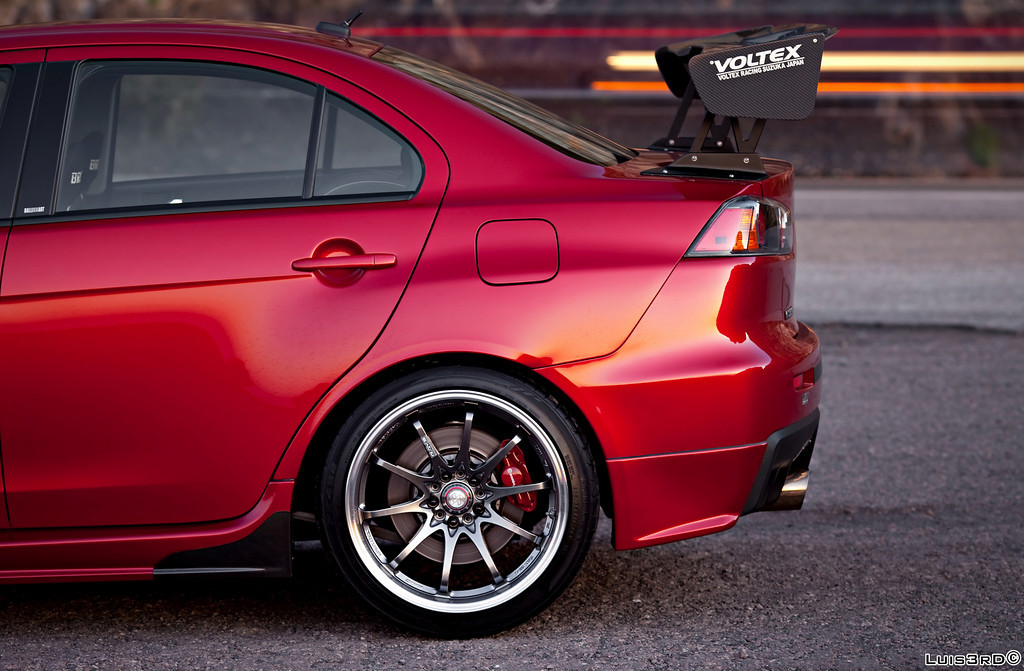 photo 4 Mitsubishi Lancer Evolution custom wheels Rays Engineering Volk Racing CE28N 19x10.5, ET +22, tire size 275/35 R19. x ET