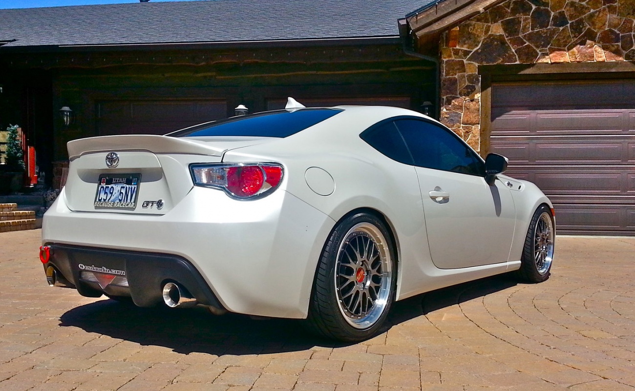photo 1 Scion FR-S custom wheels BBS LM 18x8.0, ET +50, tire size 225/40 R18. x ET