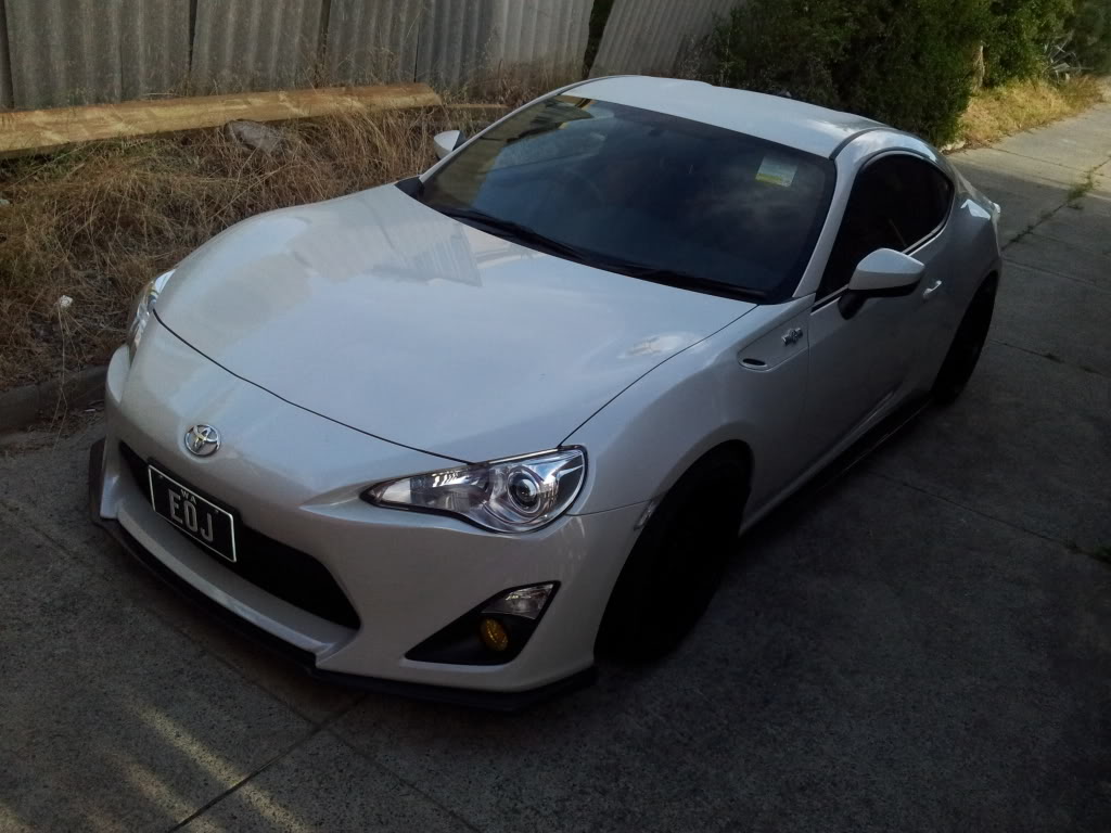 photo 4 Scion FR-S custom wheels Enkei RPF1 18x9.5, ET +38, tire size 245/35 R18. x ET 255/35 R