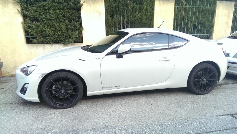 photo 3 Subaru BRZ custom wheels OZ Formula HLT 18x7.5, ET +48, tire size 215/40 R18. x ET