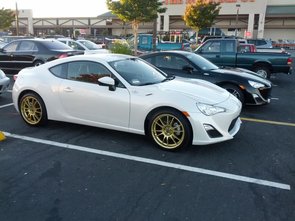 photo 1 Scion FR-S custom wheels OZ Ultraleggera 18x8.0, ET +48, tire size 225/40 R18. x ET 