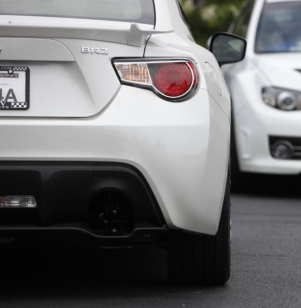 photo 3 Subaru BRZ custom wheels Rota D-Force 18x8.5, ET +48, tire size 235/40 R18. x ET