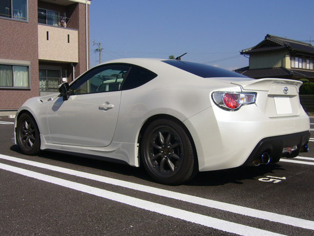 photo 4 Scion FR-S custom wheels Rota RKR 17x7.0, ET +40, tire size 215/45 R17. x ET 