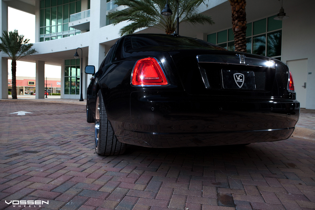 photo 7 Rolls-Royce Ghost custom wheels Vossen 083 22x9.0, ET , tire size X R22. 22x10.5 ET