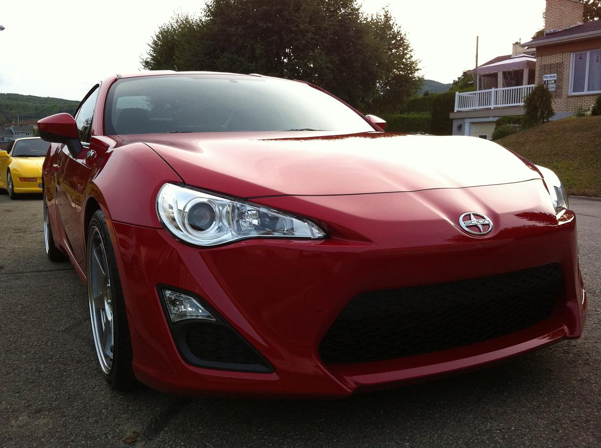 photo 2 Scion FR-S custom wheels Varrstoen ES221 18x8.5, ET +45, tire size 235/35 R18. x ET 