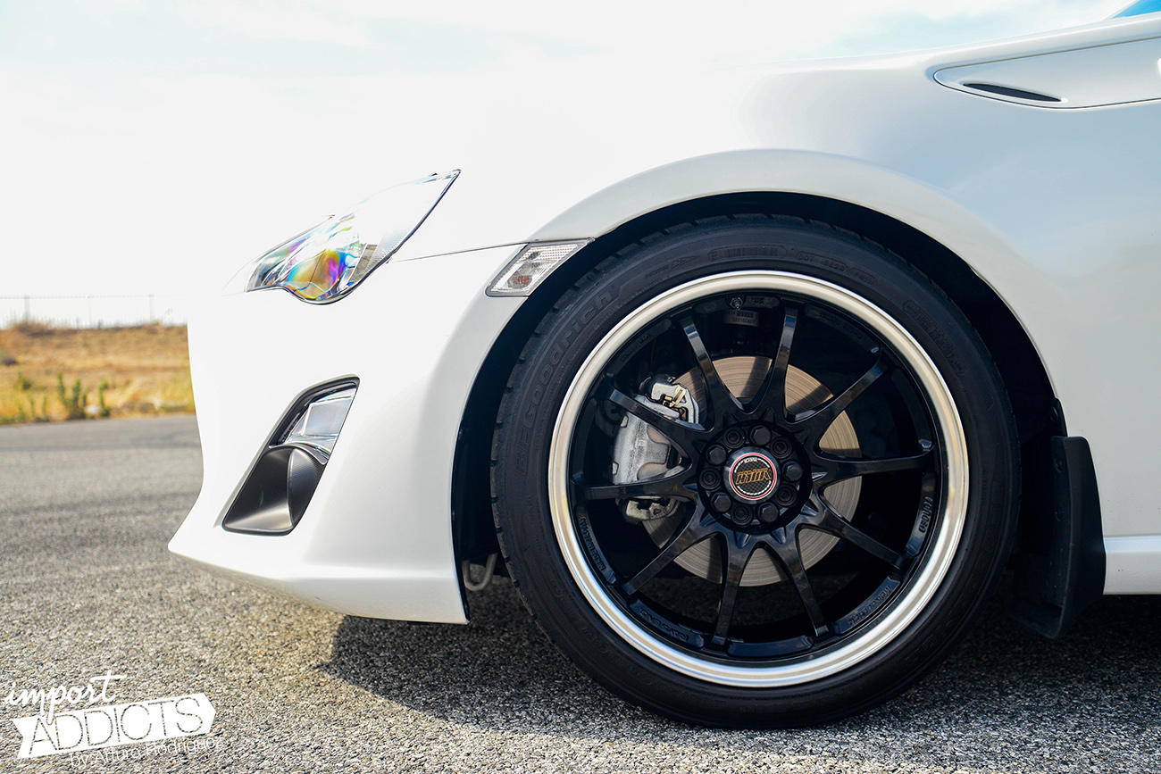 photo 1 Scion FR-S custom wheels Volk Racing CE28 18x8.5, ET +44, tire size 235/40 R18. x ET 