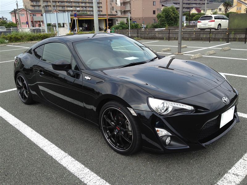 photo 2 Scion FR-S custom wheels Volk Racing G25 18x8.0, ET +45, tire size 225/40 R18. 18x8.5 ET+44