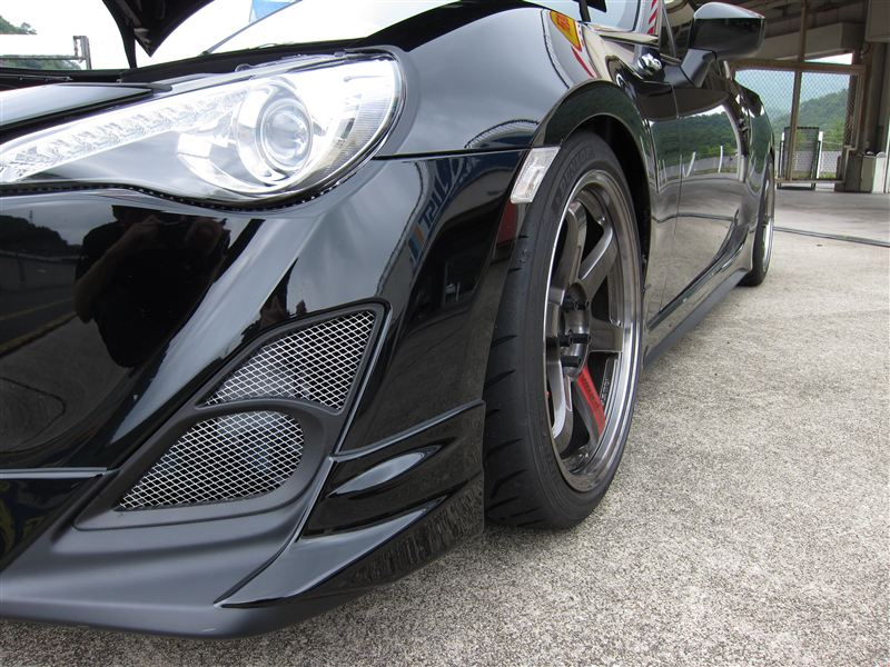 photo 5 Scion FR-S custom wheels Volk Racing TE37 18x9.0, ET +45, tire size X R18. 18x9.5 ET+45 