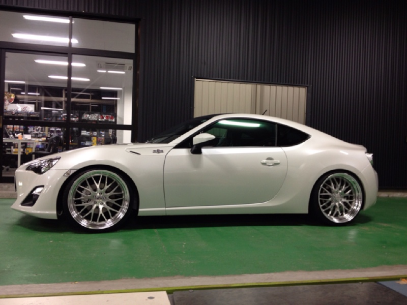 photo 2 Scion FR-S custom wheels Work Gnosis HS202 20x8.5, ET +33, tire size X R20. 20x9.5 ET+30