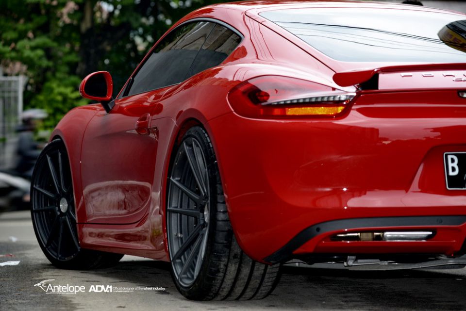 photo 6 Porsche 911 custom wheels ADV.1 MV2 SL 21x9.0, ET , tire size X R21. 21x11.0 ET