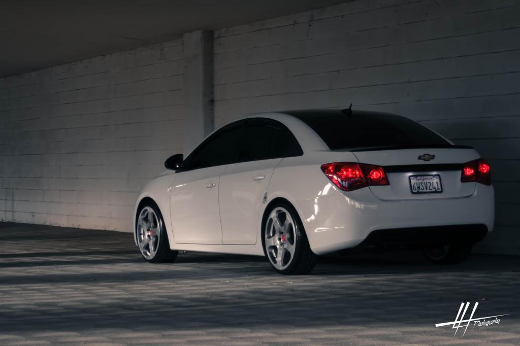 photo 2 Chevrolet Cruze custom wheels Rotiform NUE 19x8.5, ET , tire size 215/35 R19. x ET 225/35 R