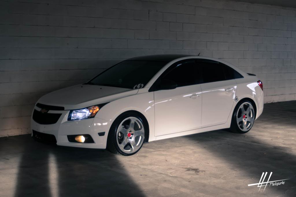 photo 1 Chevrolet Cruze custom wheels Rotiform NUE 19x8.5, ET , tire size 215/35 R19. x ET 225/35 R