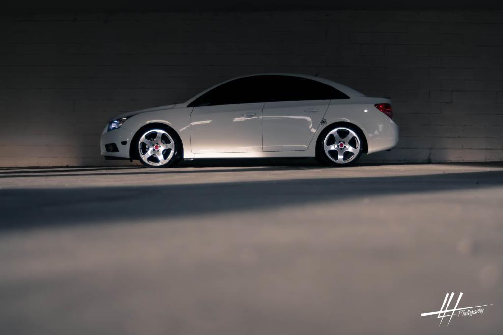 photo 4 Chevrolet Cruze custom wheels Rotiform NUE 19x8.5, ET , tire size 215/35 R19. x ET 225/35 R