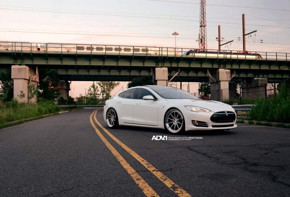 photo 4 Tesla Model S custom wheels ADV.1 X Track Spec 22x9.0, ET , tire size X R22. 22x10.5 ET 