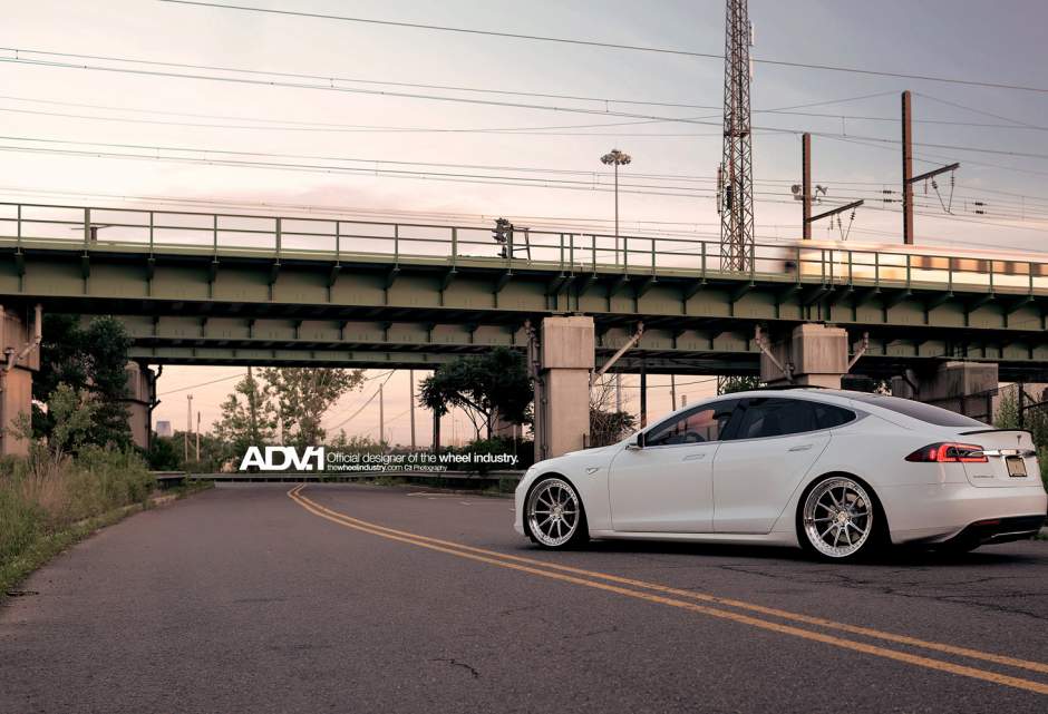 photo 5 Tesla Model S custom wheels ADV.1 X Track Spec 22x9.0, ET , tire size X R22. 22x10.5 ET 