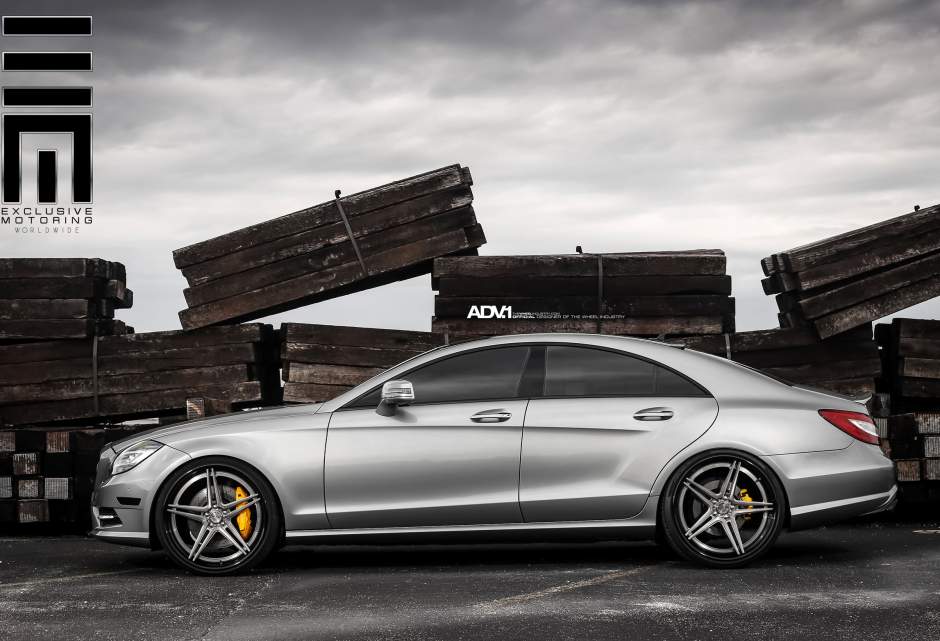 photo 6 Mercedes-Benz CLS-Class custom wheels ADV.1 05 Track Spec SL 22x9.0, ET , tire size X R22. 22x11.0 ET 