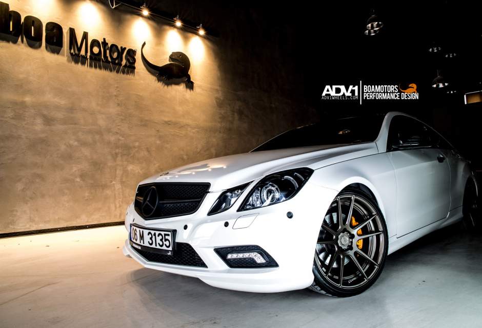 photo 2 Mercedes-Benz E-Class custom wheels ADV.1 5.2MV2 19x8.5, ET , tire size X R19. 19x9.0 ET