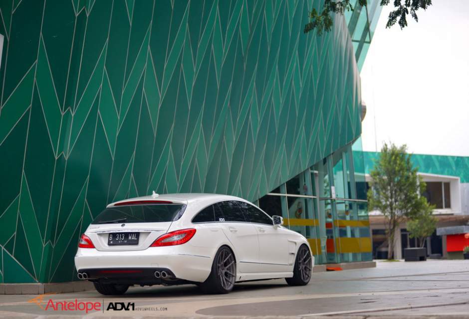 photo 7 Mercedes-Benz CLS-Class custom wheels ADV.1 5.0MV2 20x9.0, ET , tire size X R20. 20x11.0 ET 