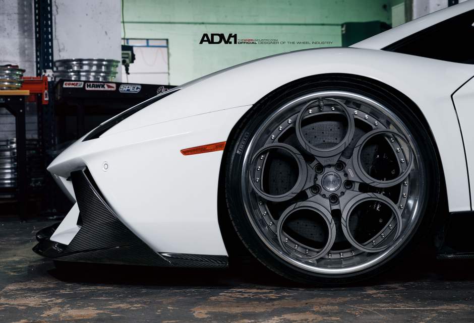 photo 1 Lamborghini Aventador custom wheels ADV.1 05C Track Spec CS 20x10.0, ET , tire size X R20. 22x13.0 ET 