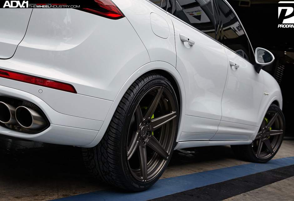 photo 4 Porsche Cayenne custom wheels ADV.1 6 MV2 SL 22x10.5, ET , tire size X R22. x ET