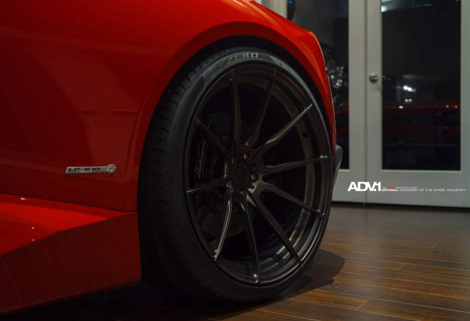 photo 1 Lamborghini Huracan custom wheels ADV.1 10MV1CS 20x8.5, ET , tire size X R20. 21x12.5 ET 