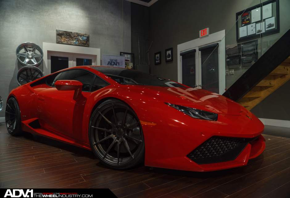 photo 8 Lamborghini Huracan custom wheels ADV.1 10MV1CS 20x8.5, ET , tire size X R20. 21x12.5 ET 