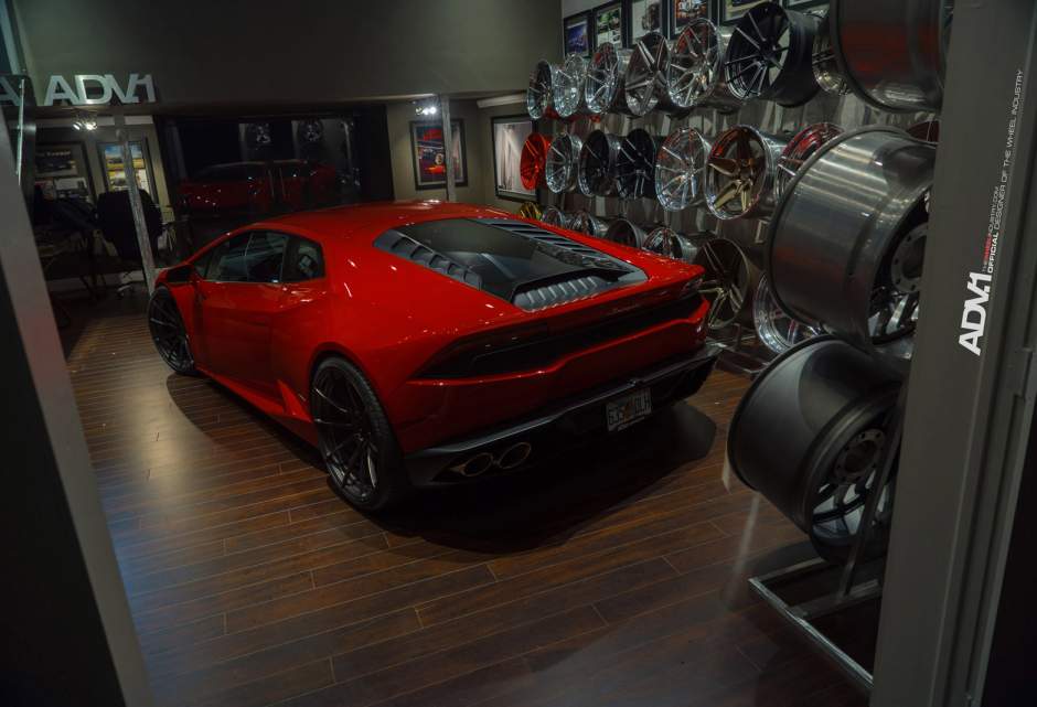 photo 11 Lamborghini Huracan custom wheels ADV.1 10MV1CS 20x8.5, ET , tire size X R20. 21x12.5 ET 