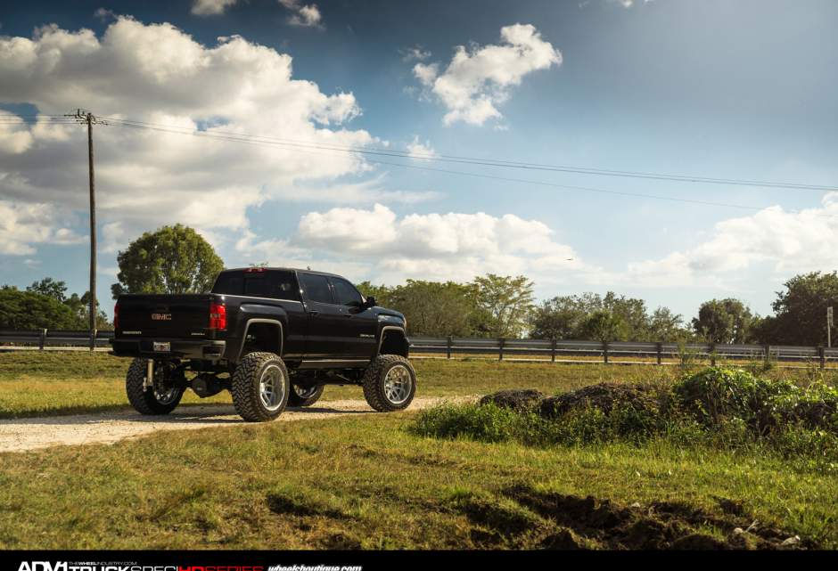 photo 2 GMC Sierra 2500HD custom wheels   24x15.0, ET , tire size X R24. 25x15.0 ET 