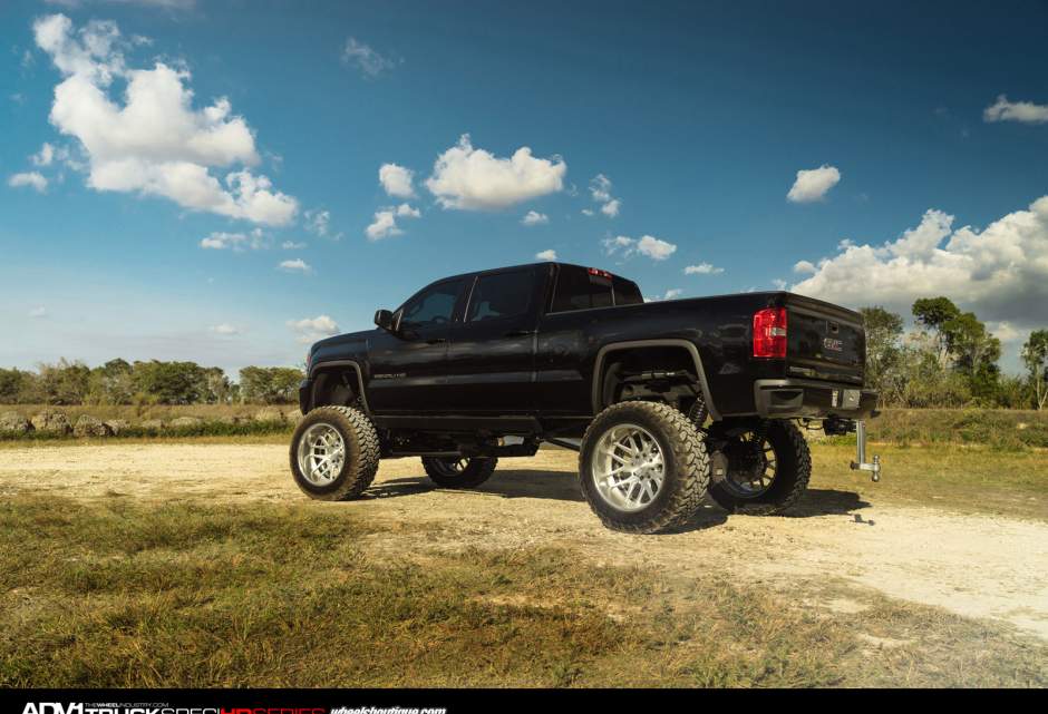 photo 5 GMC Sierra 2500HD custom wheels   24x15.0, ET , tire size X R24. 25x15.0 ET 